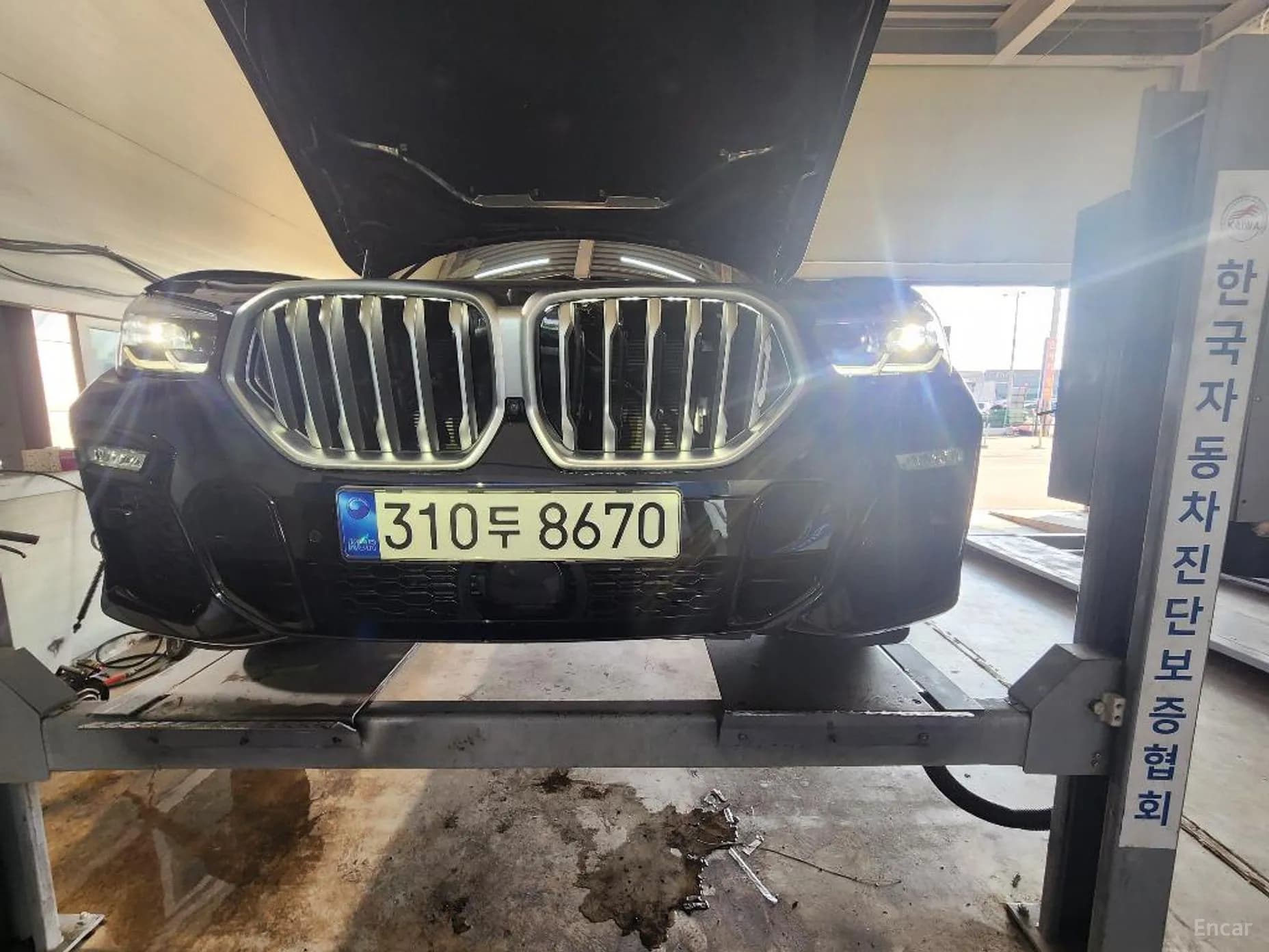 X6 (G06)