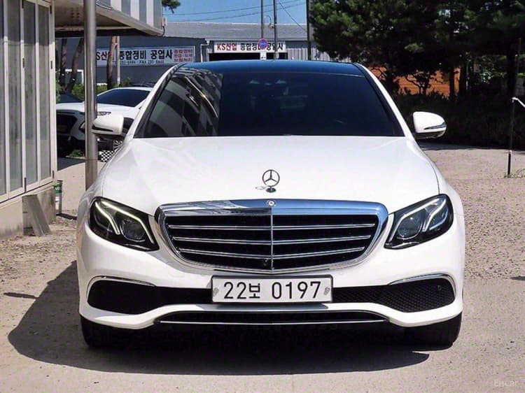 E-Class W213