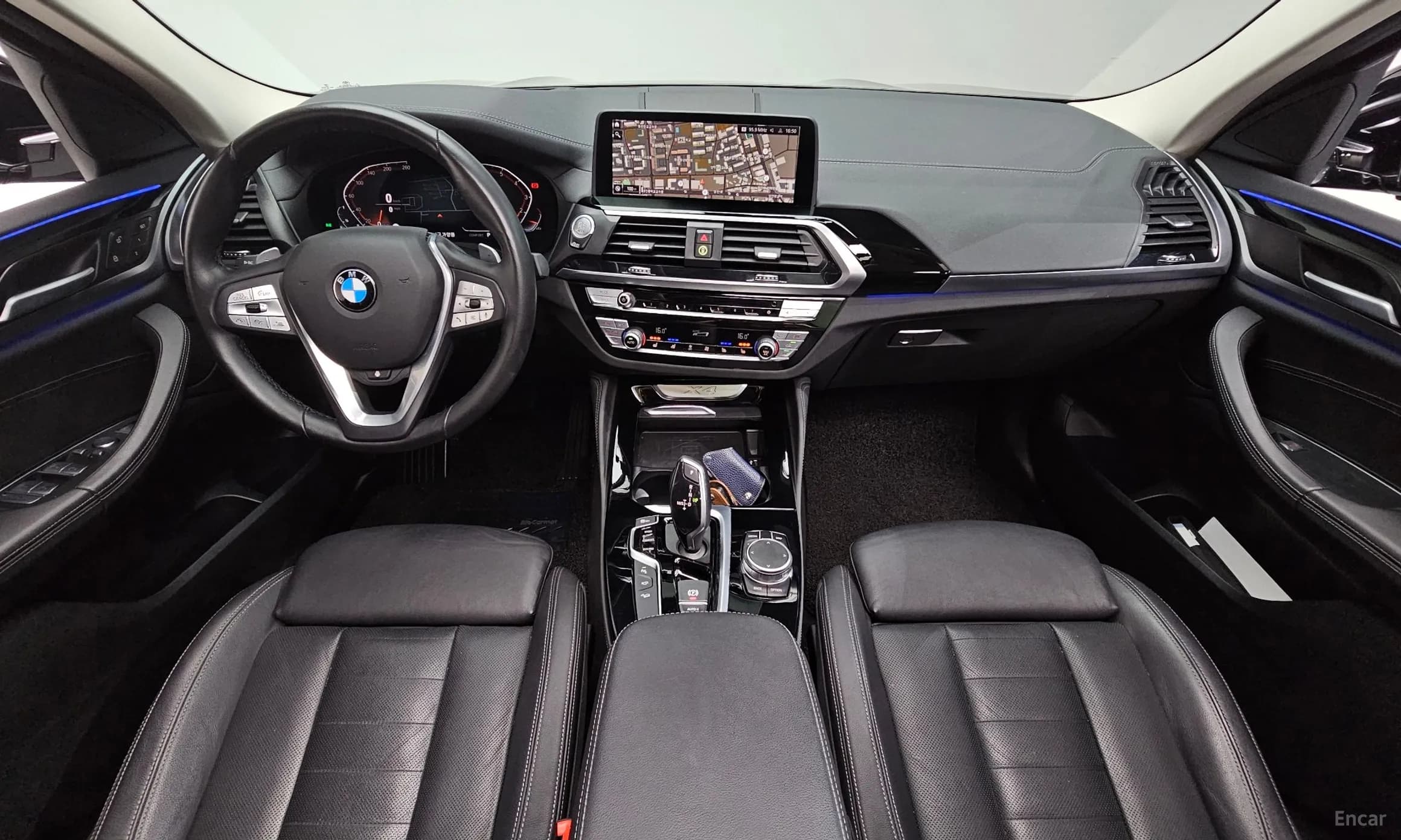 X4 (G02)
