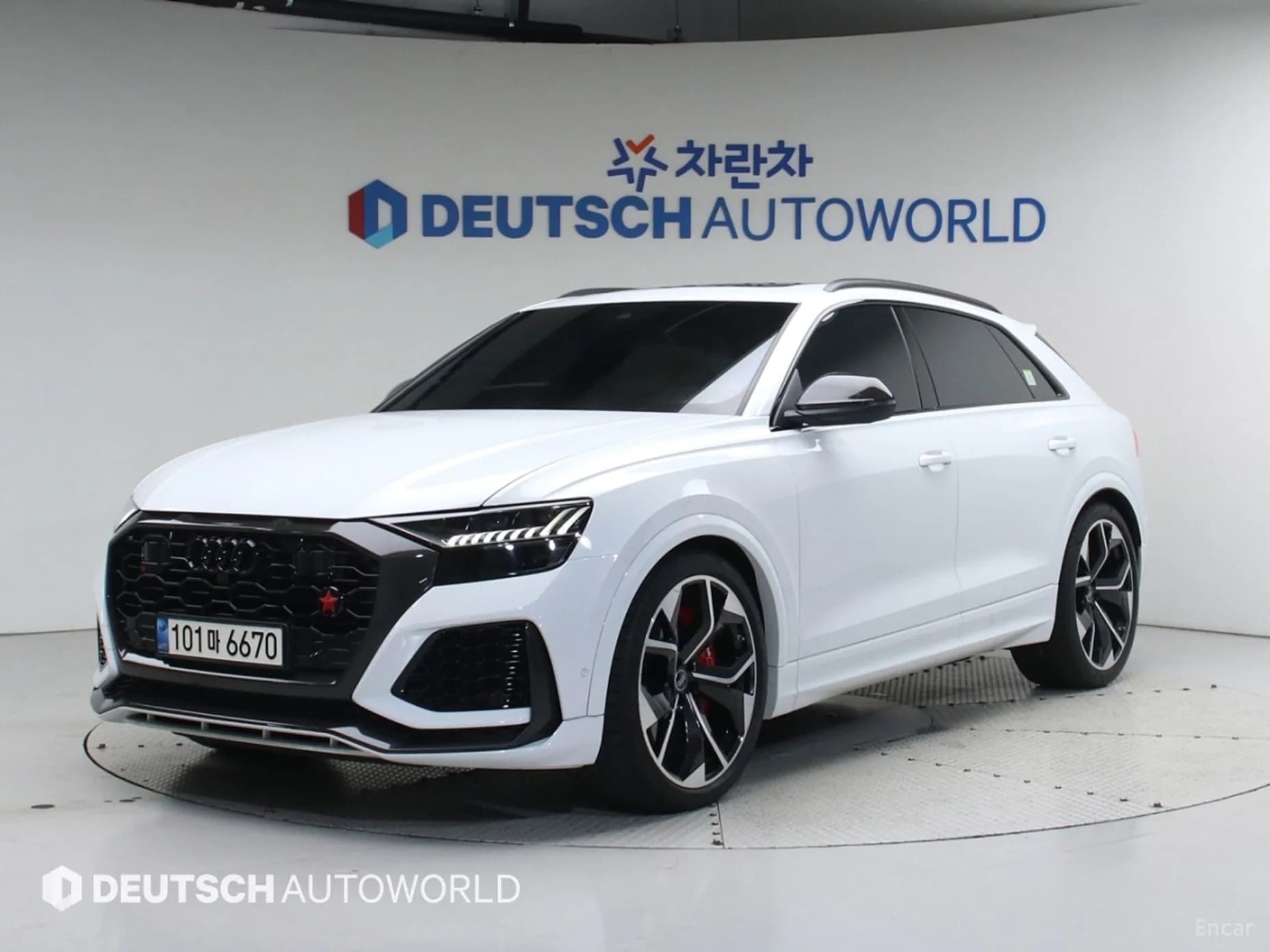 RSQ8 (4M)