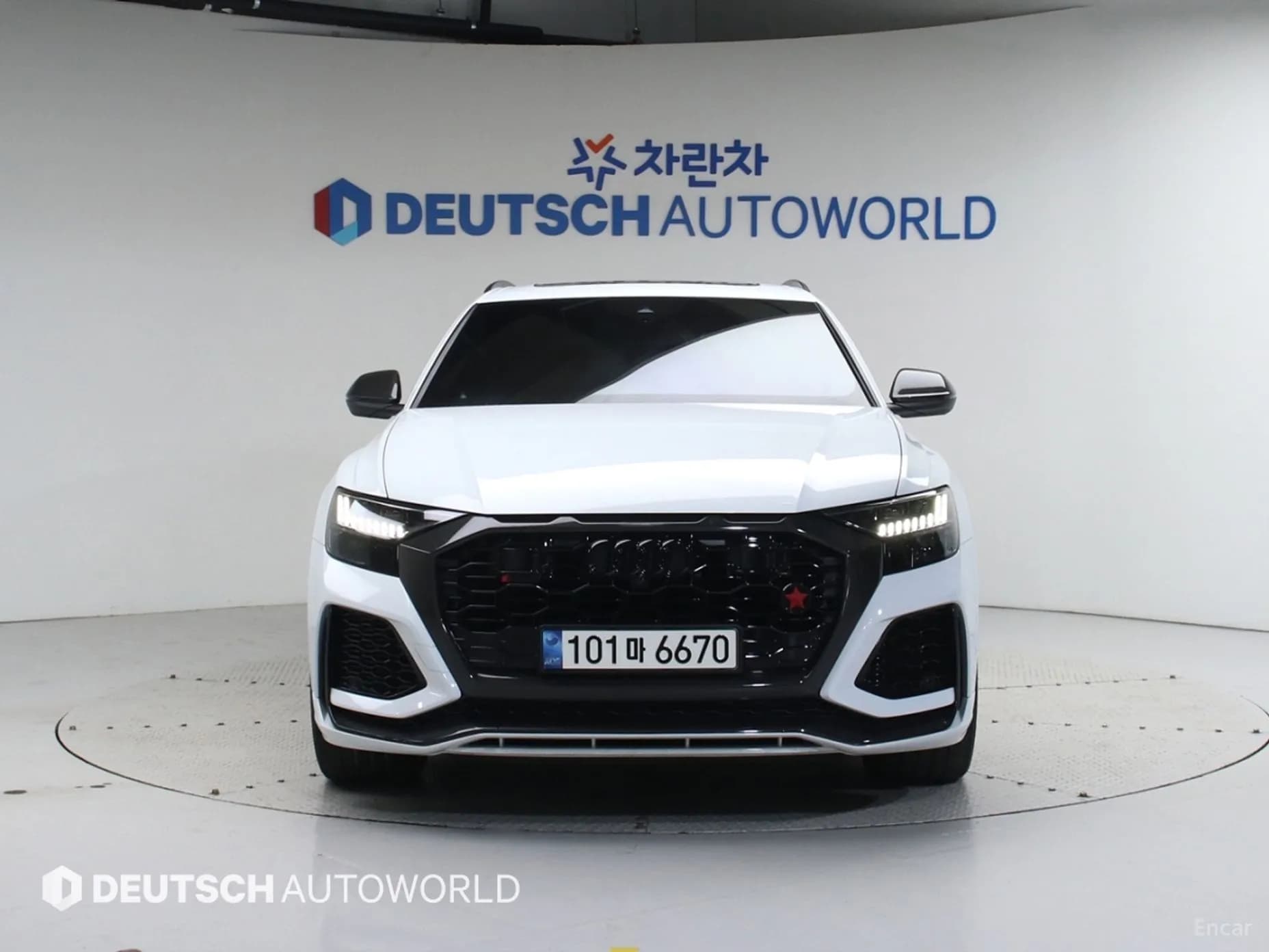 RSQ8 (4M)