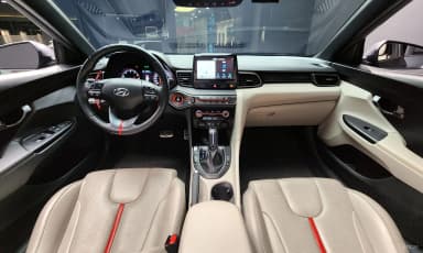 Veloster (JS)