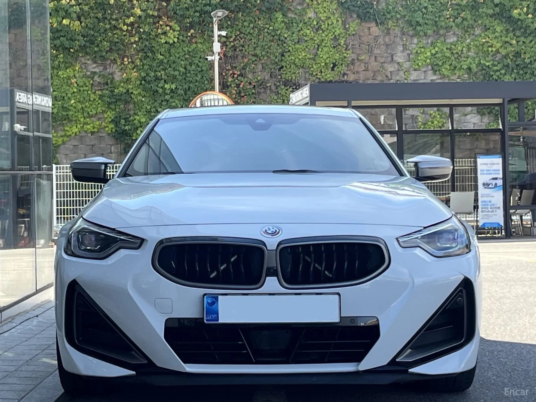 2 Series (G42)