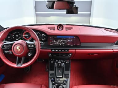 911 (992)