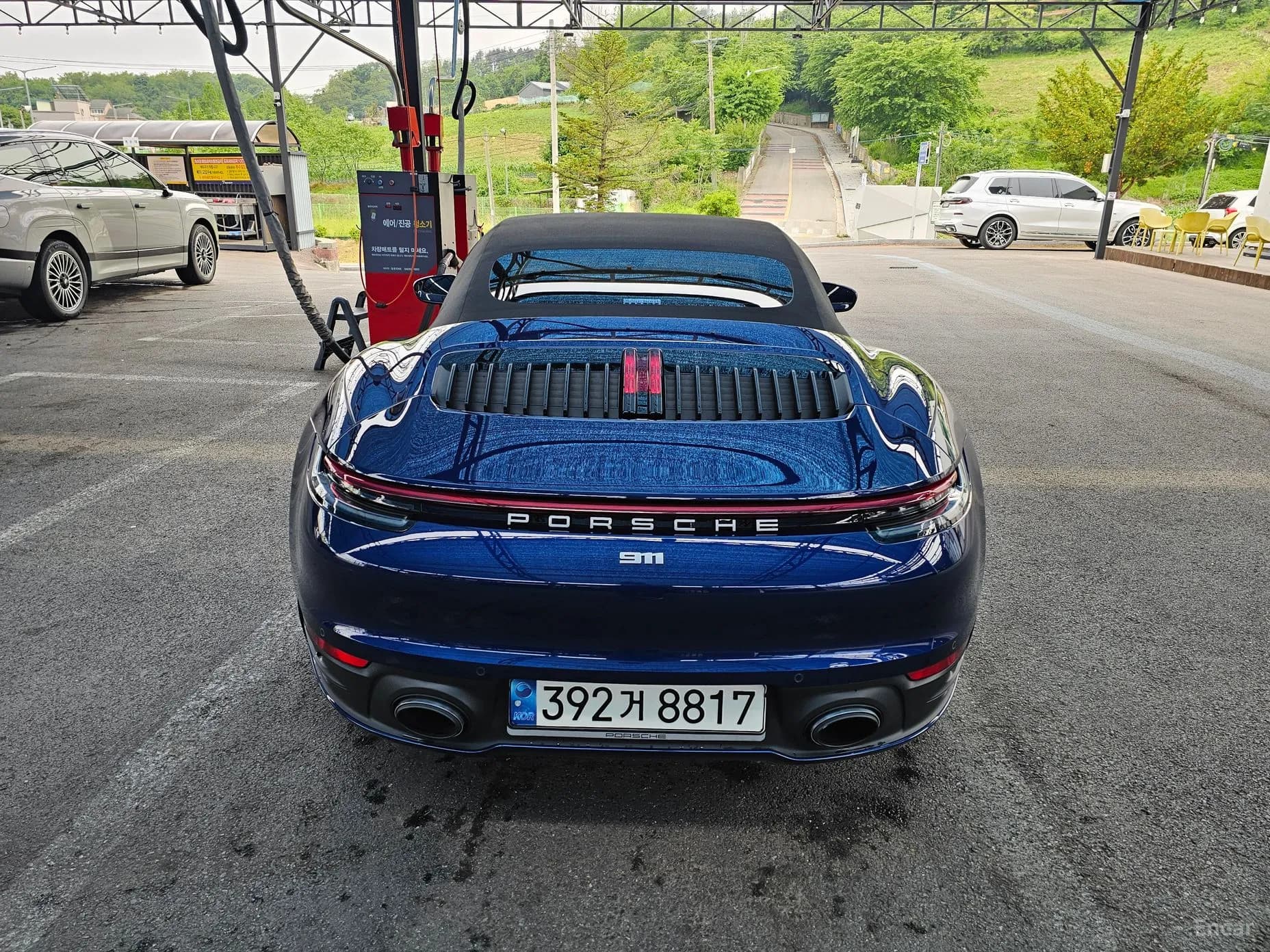 911 (992)