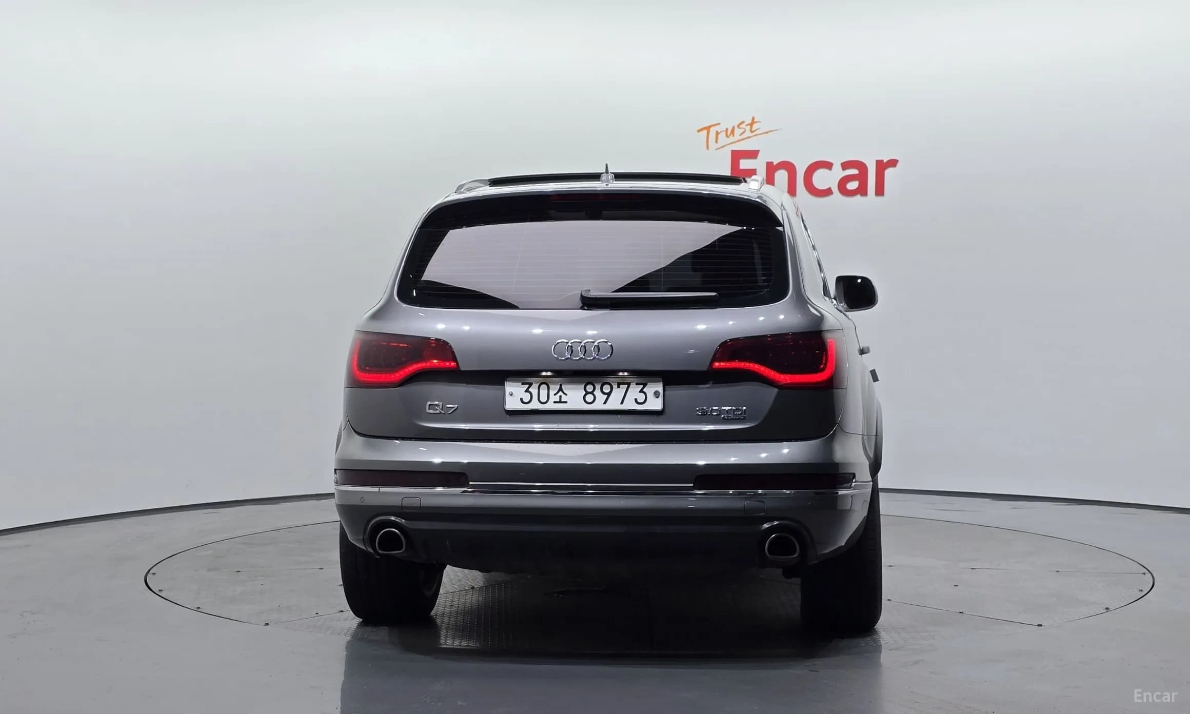 Q7
