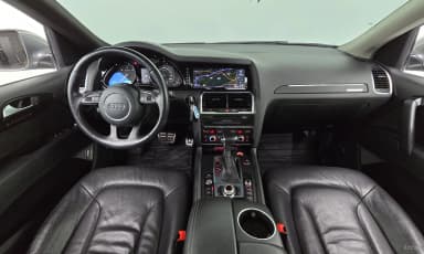 Q7