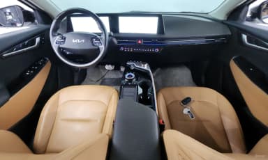 EV6