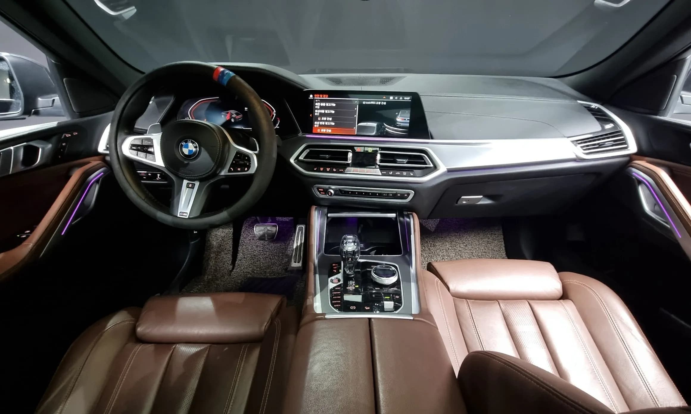X6 (G06)