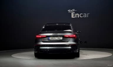RS3 (8Y)