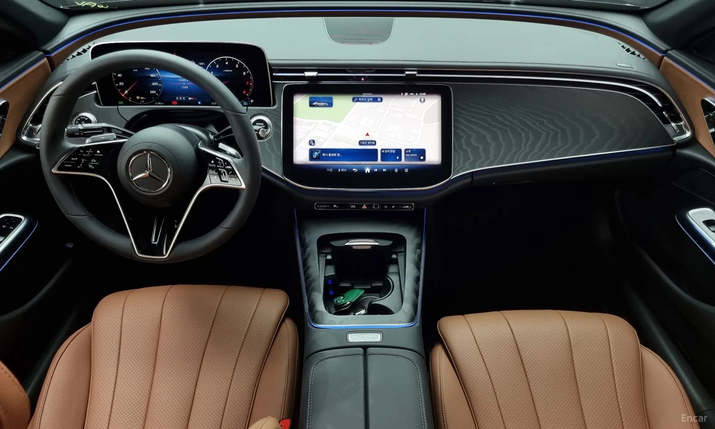 E-Class W214