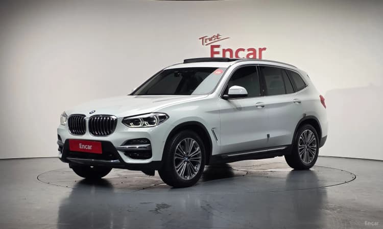 X3 (G01)