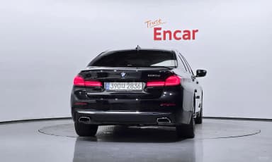 5 Series (G30)