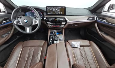 5 Series (G30)