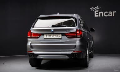 X5 (F15)