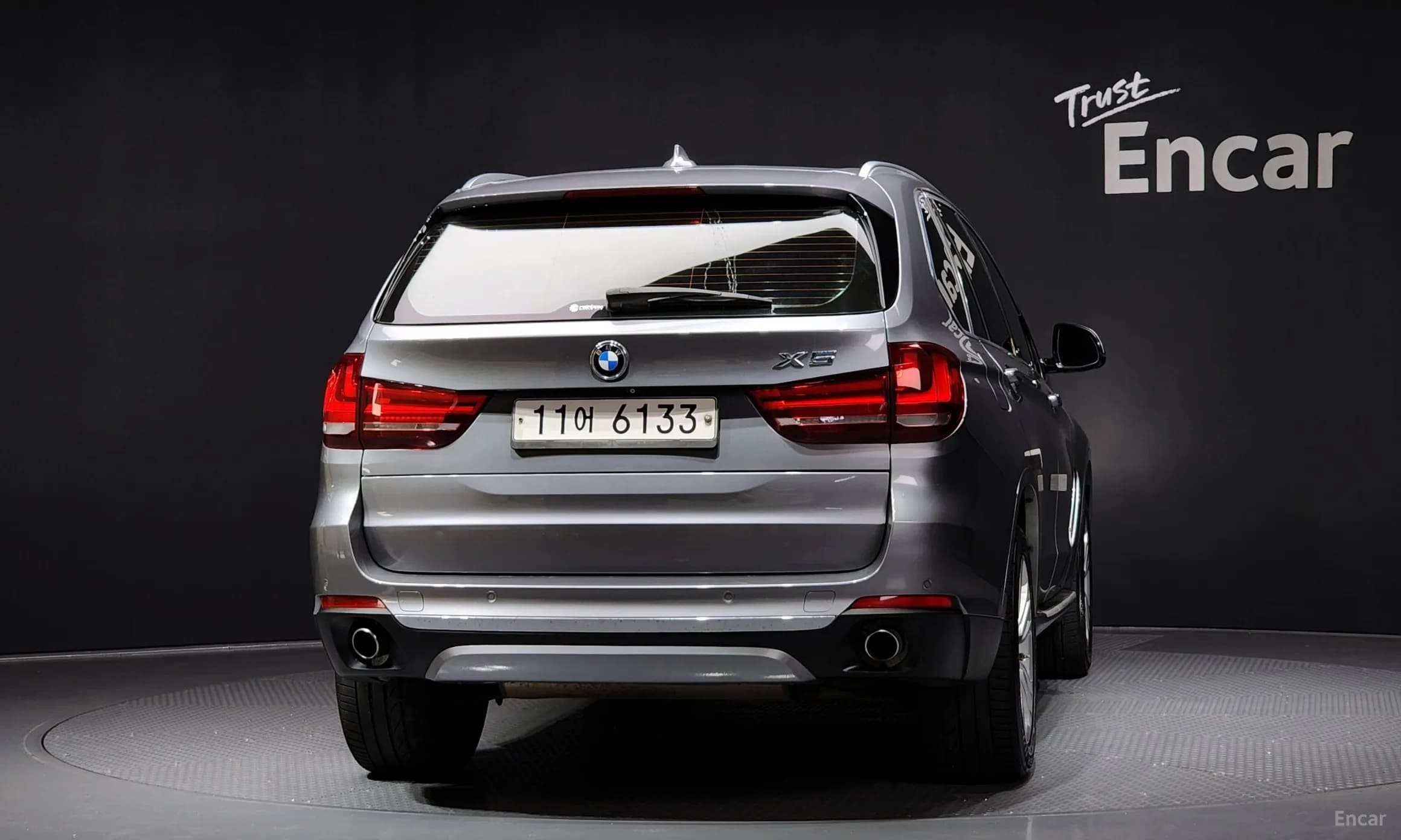 X5 (F15)