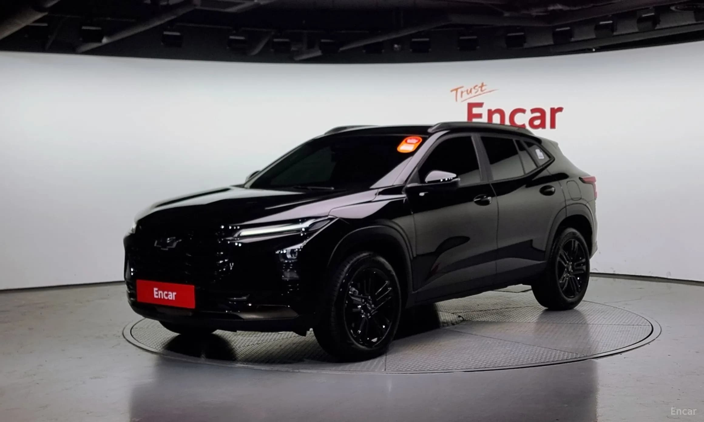 Trax Crossover