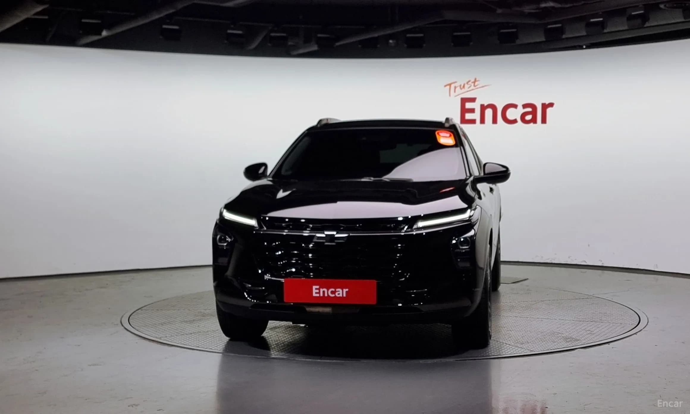Trax Crossover