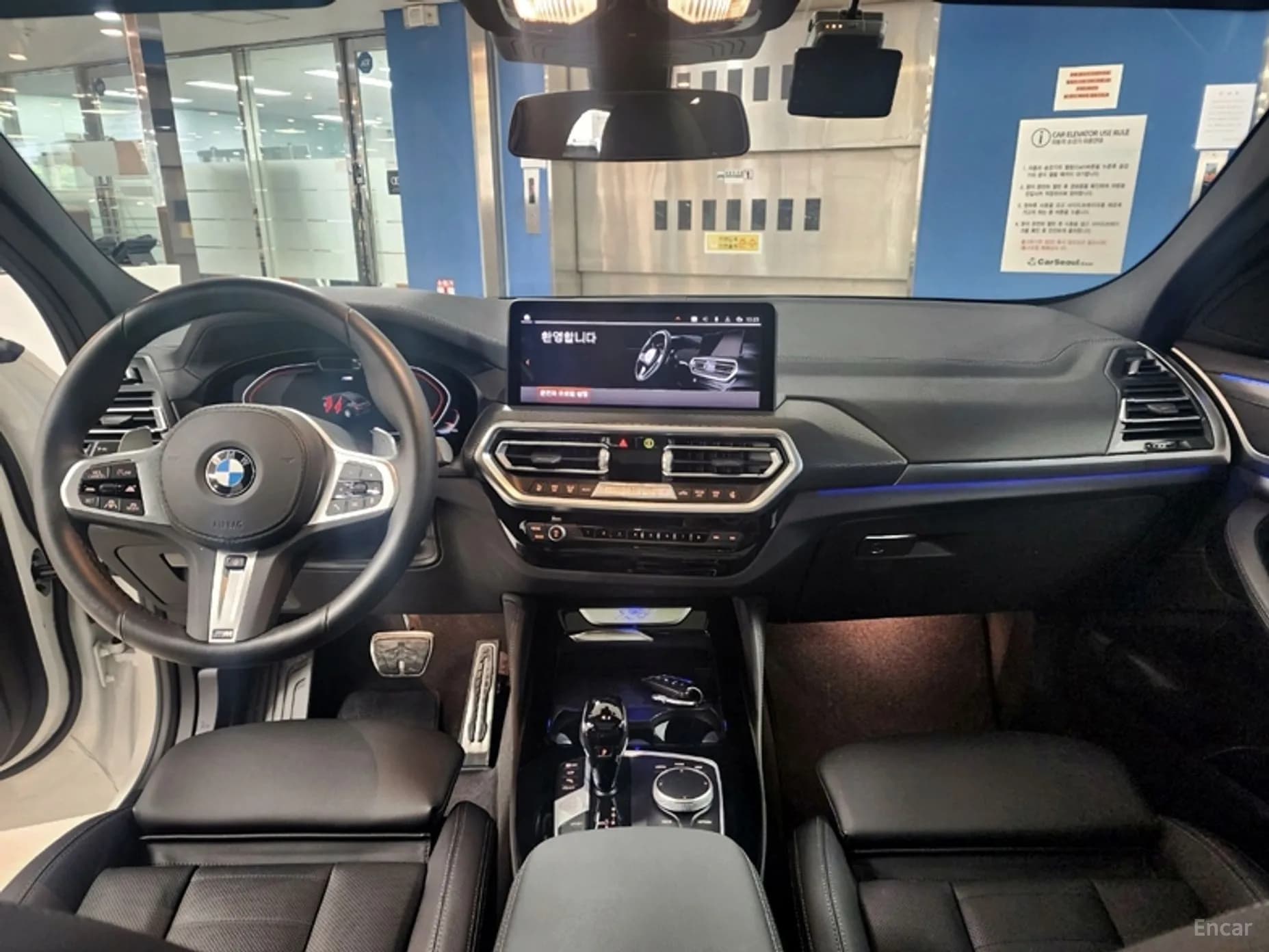 X4 (G02)