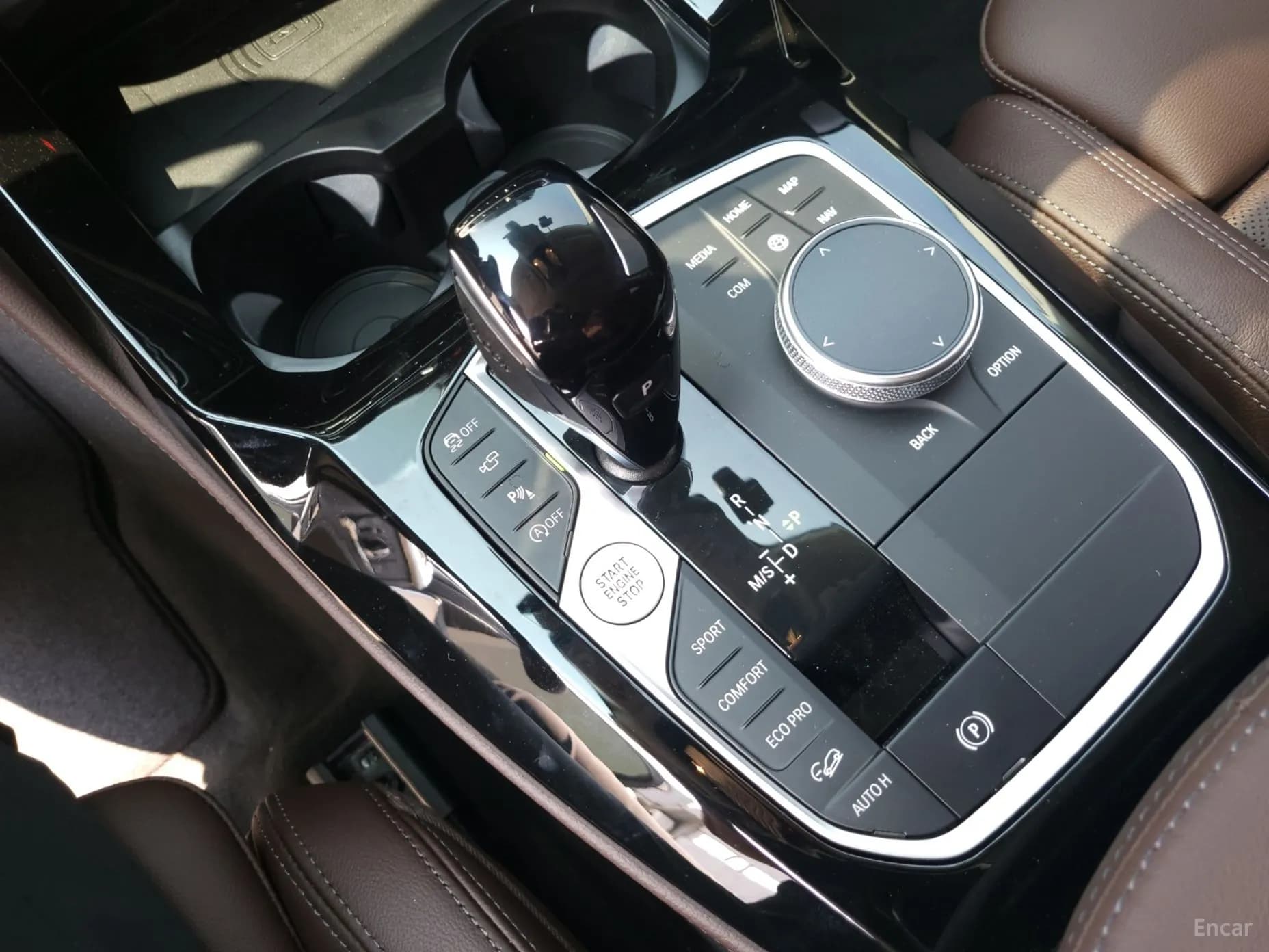 X4 (G02)