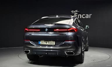 X6 (G06)