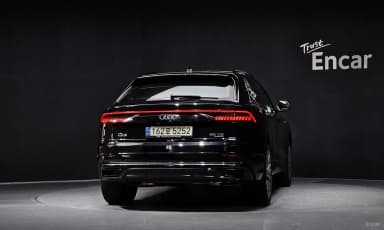 Q8 (4M)