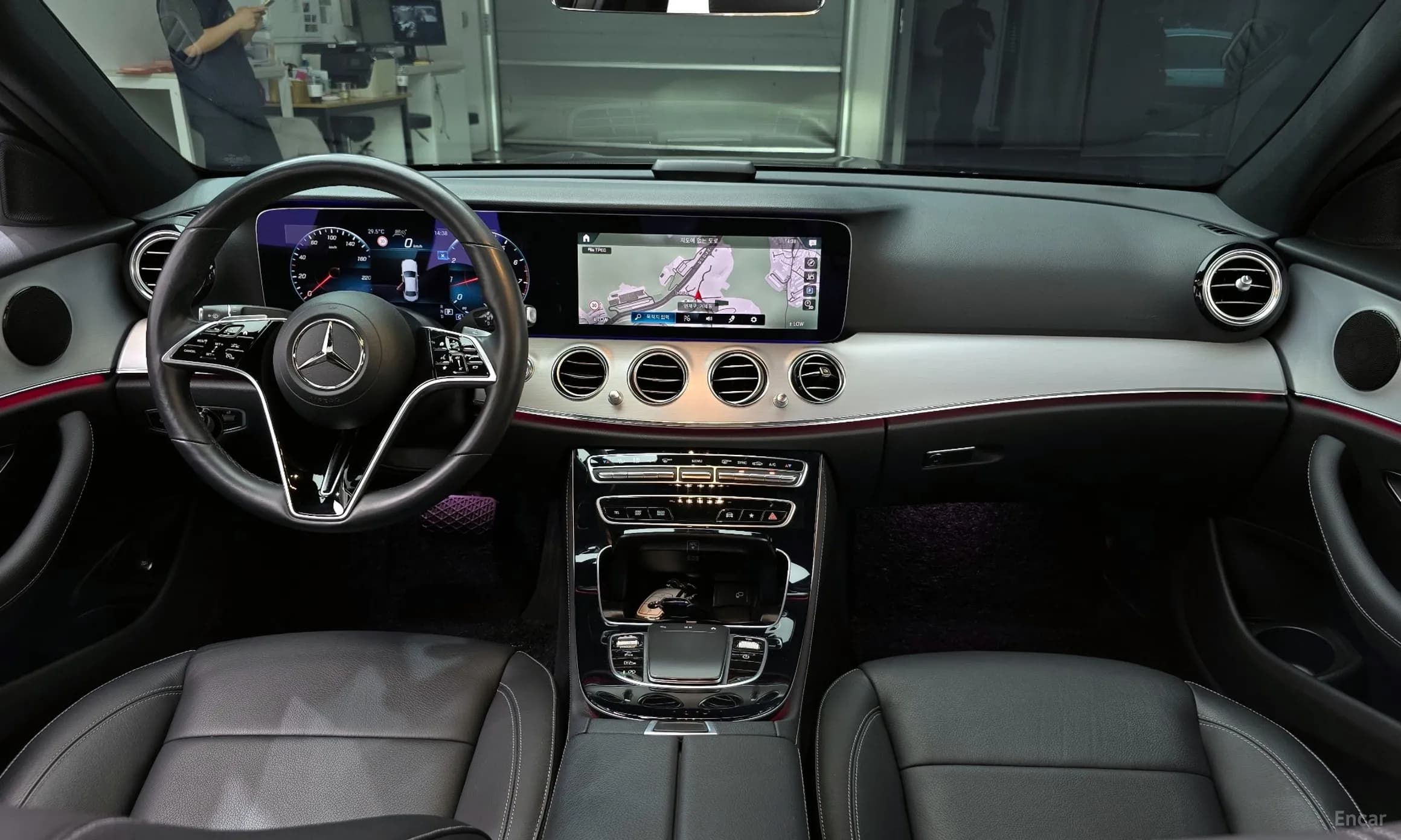 E-Class W213