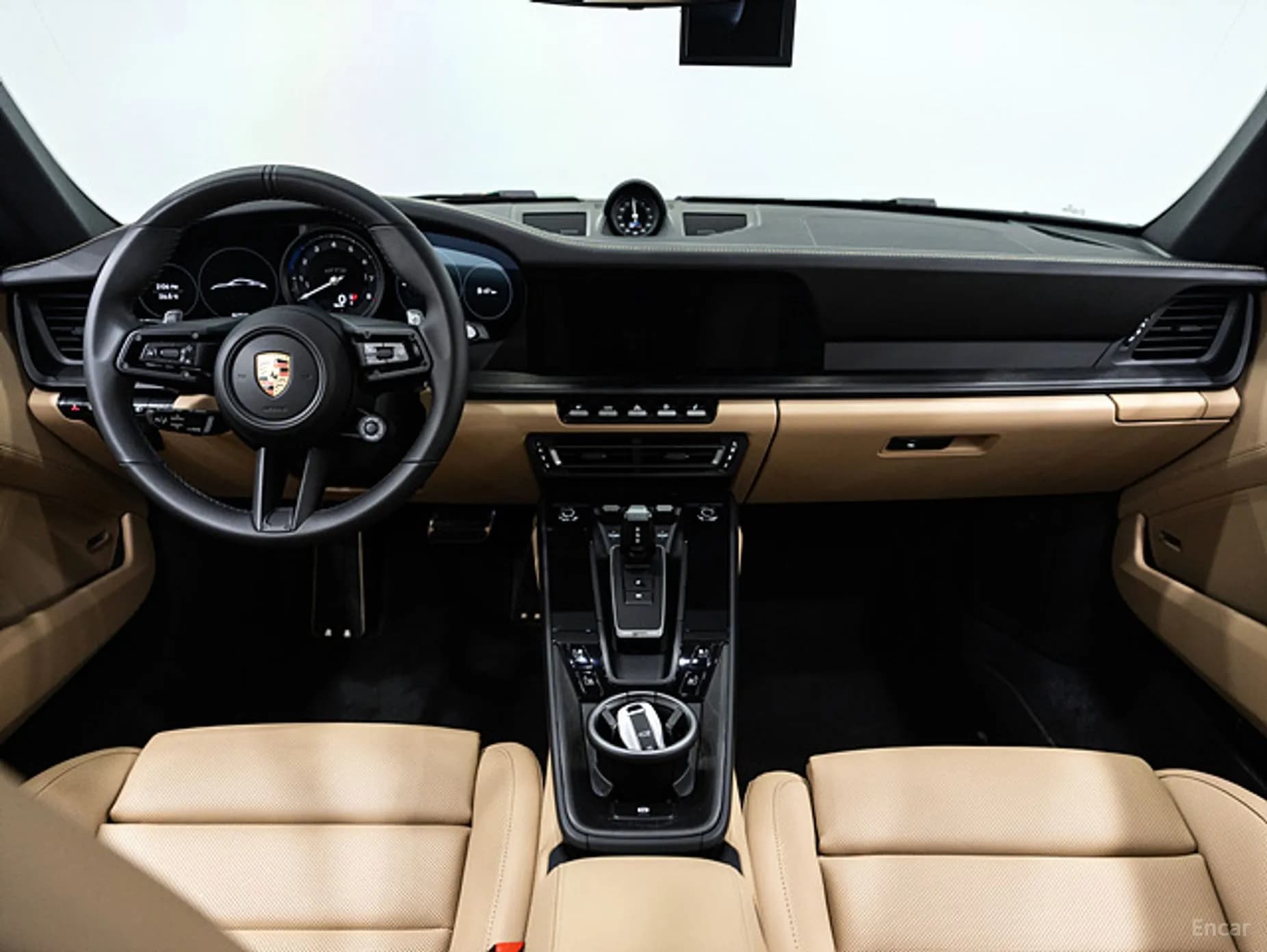 911 (992)