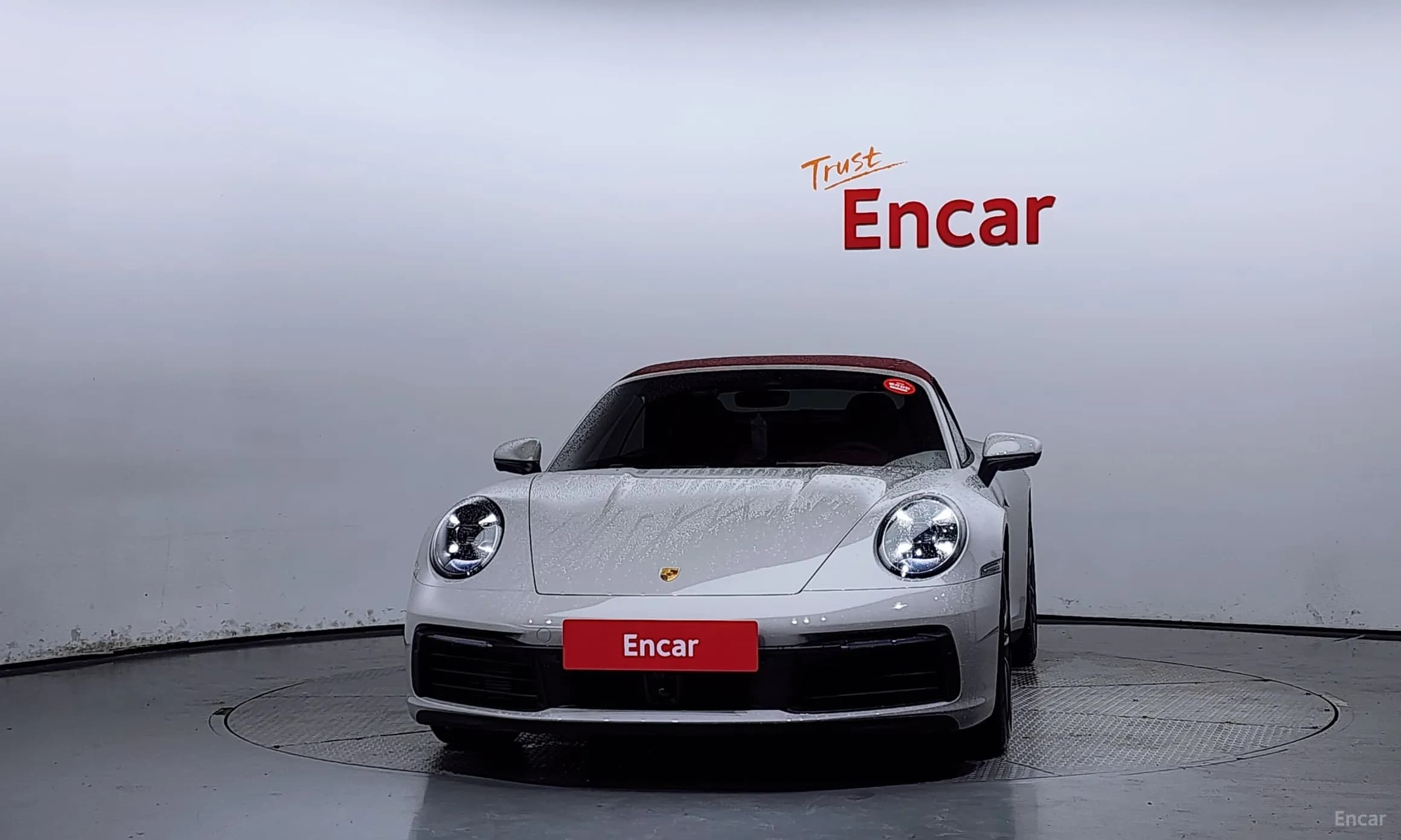 911 (992)