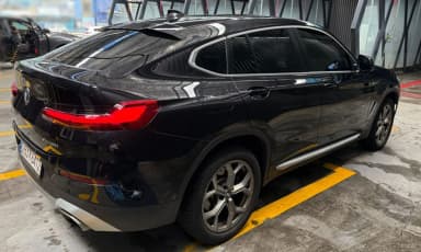 X4 (G02)