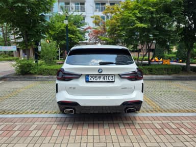 X3 (G01)