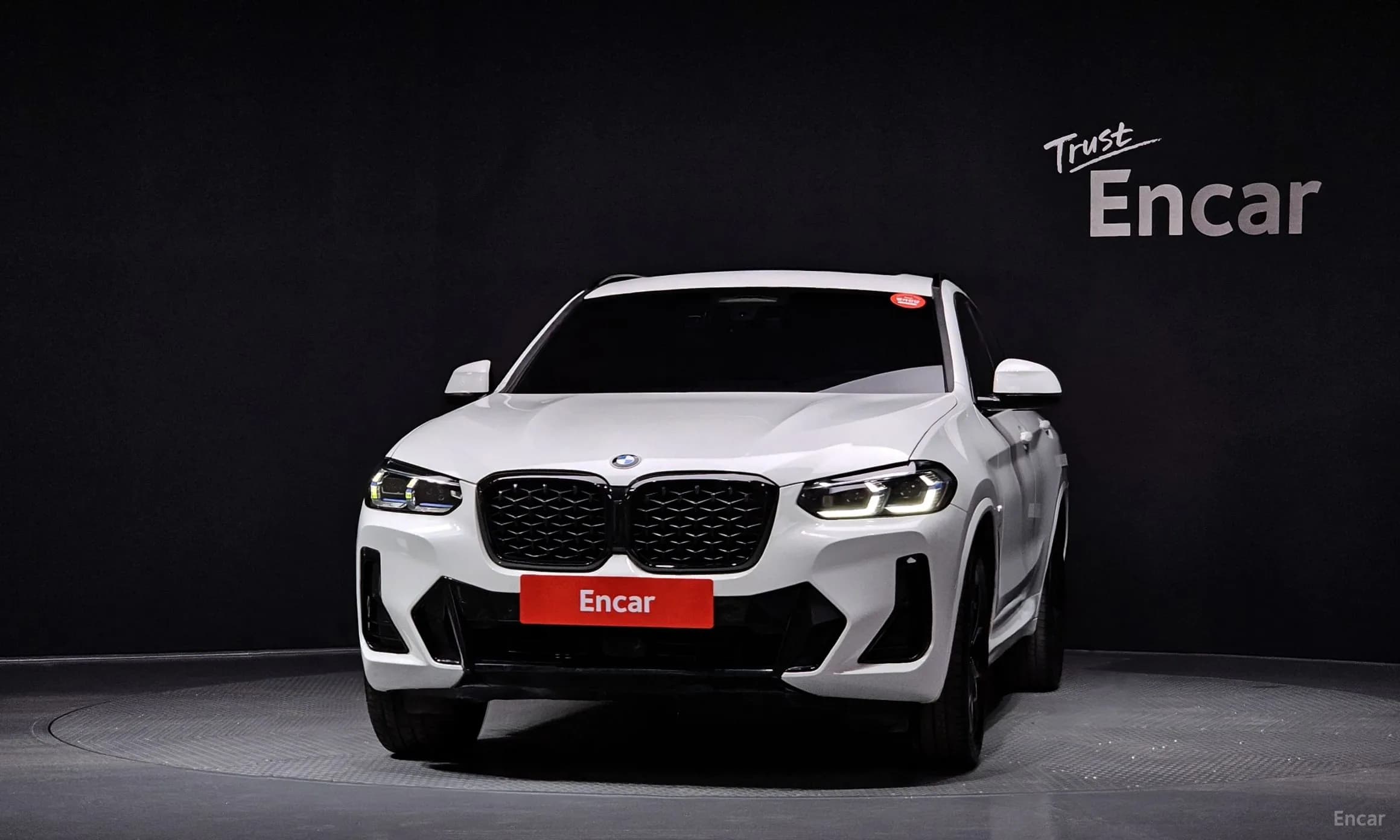 X4 (G02)