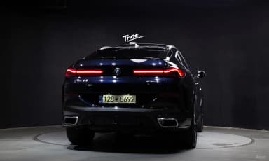 X6 (G06)