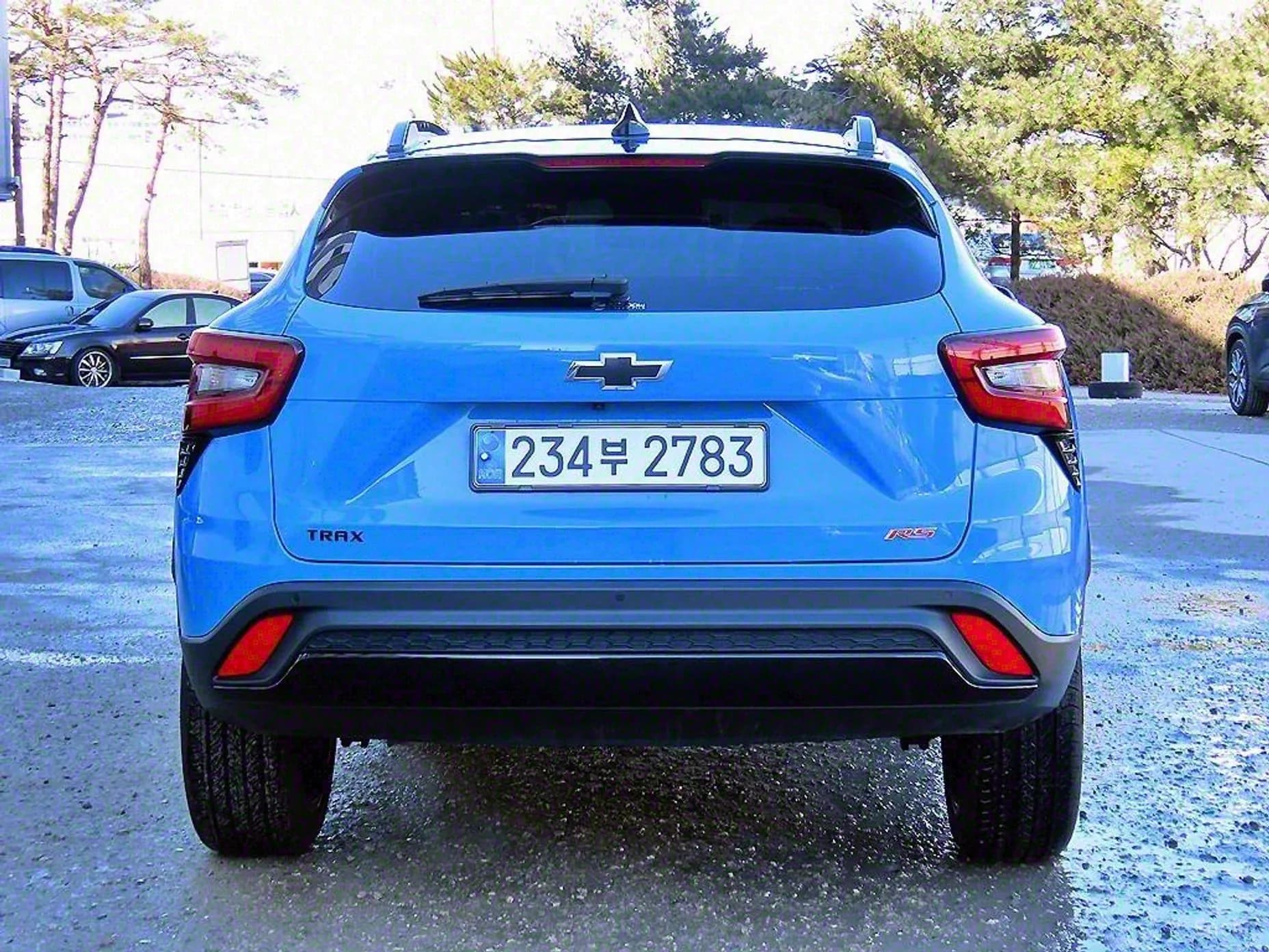 Trax Crossover