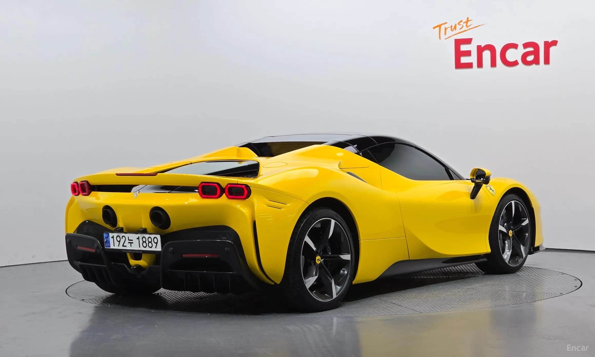 SF90 Spyder