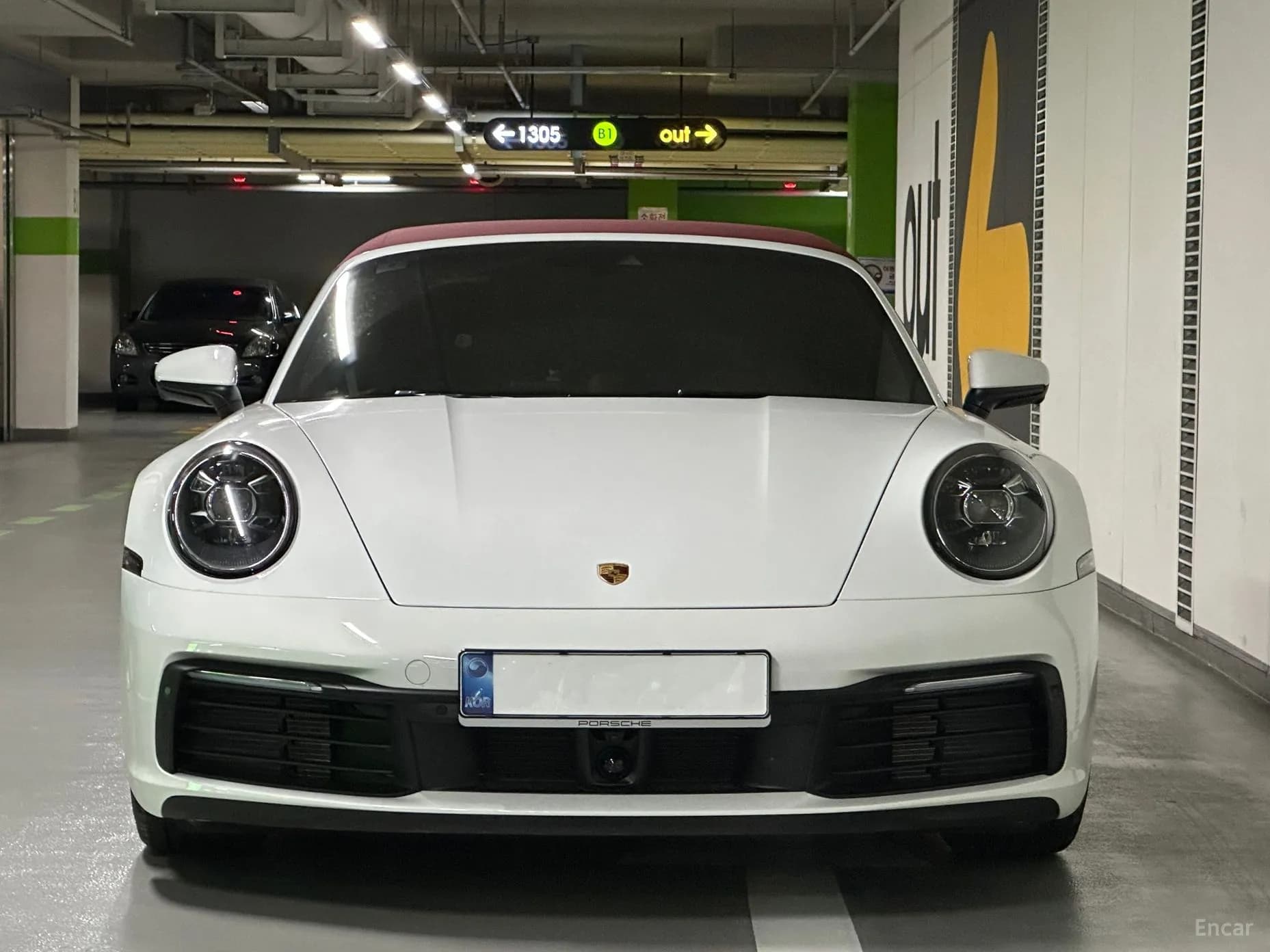 911 (992)