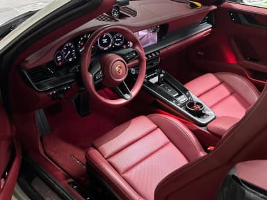 911 (992)