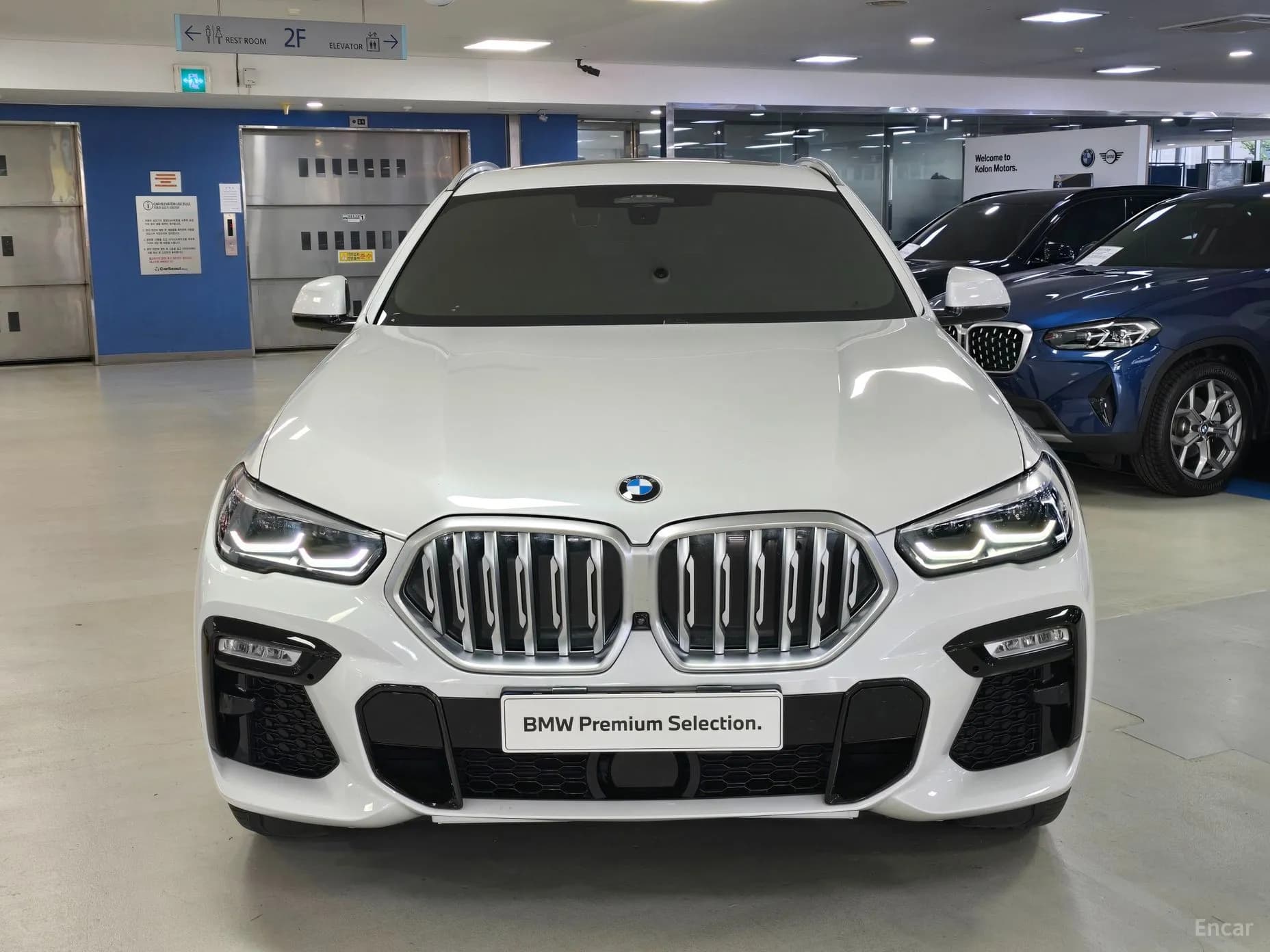 X6 (G06)