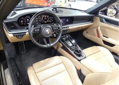 911 (992)