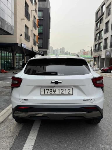 Trax Crossover