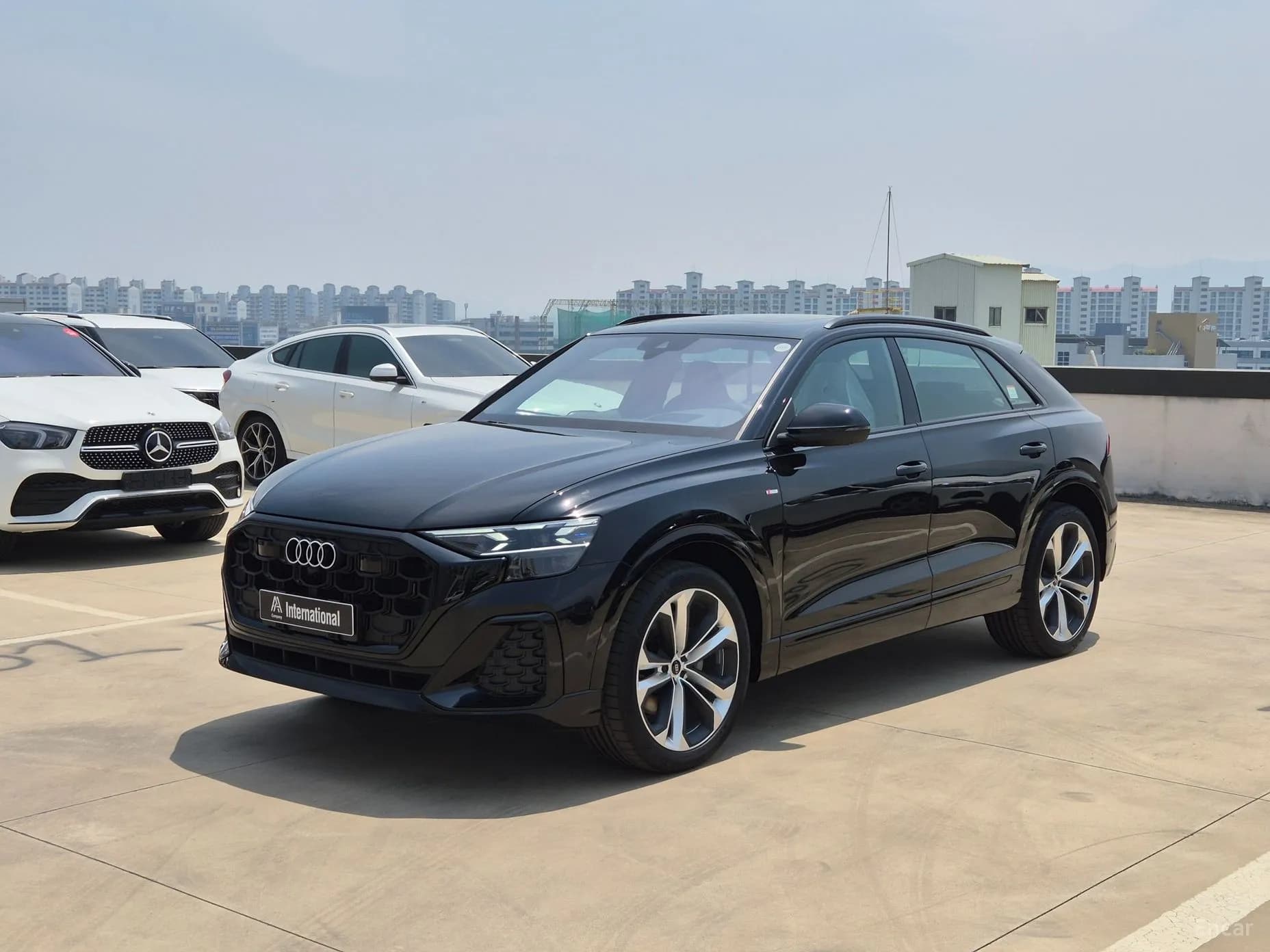 Q8 (4M)