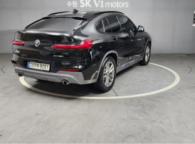 X4 (G02)