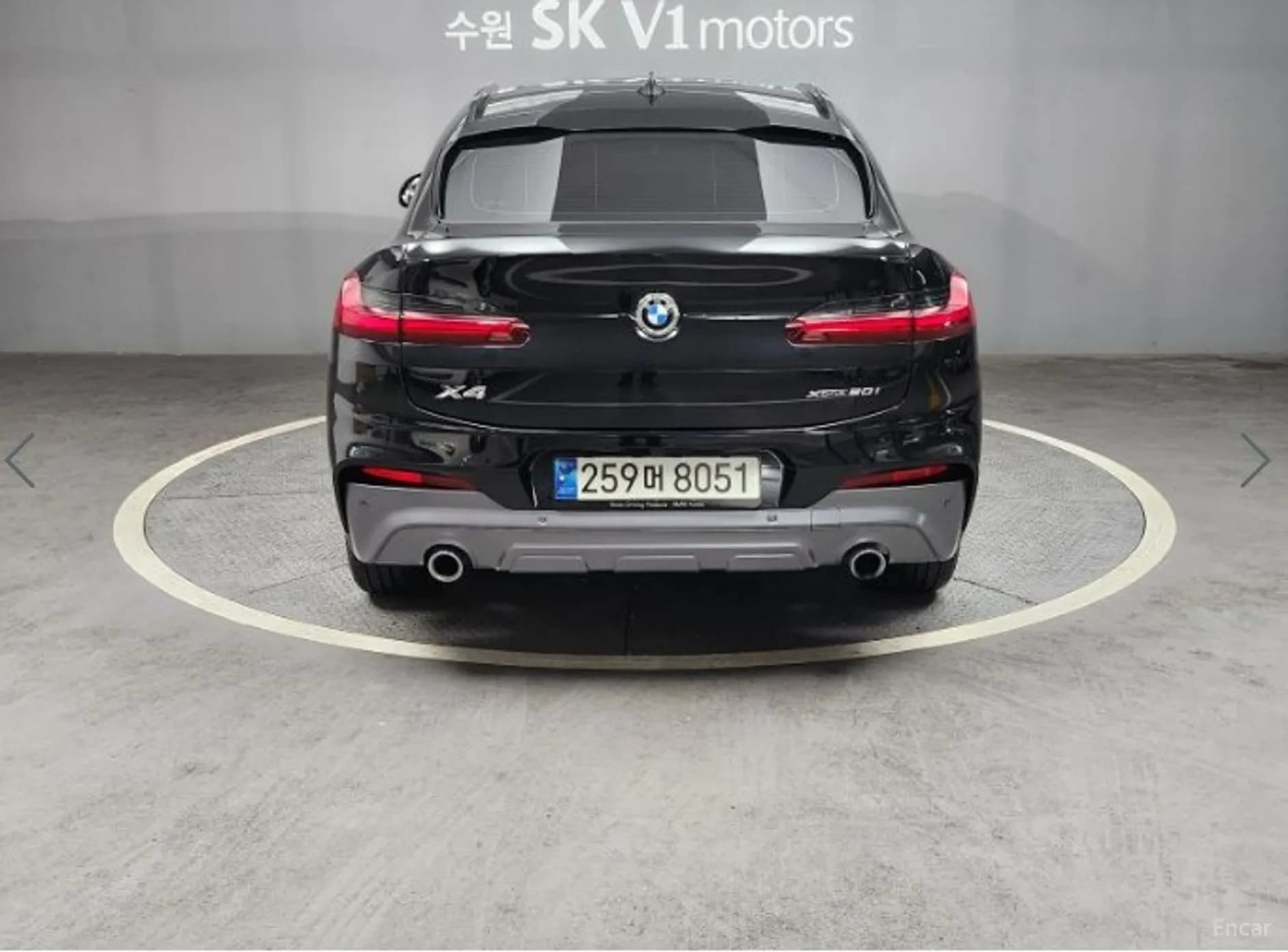 X4 (G02)
