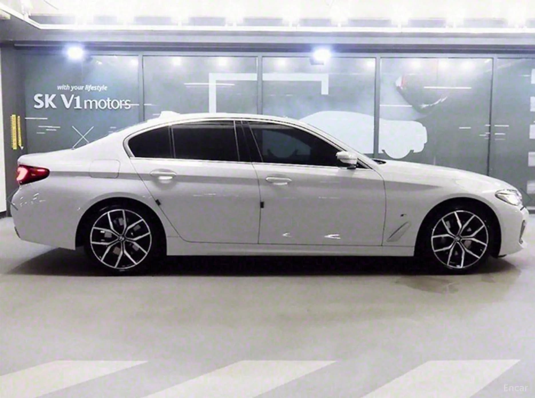 5 Series (G30)