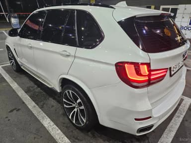 X5 (F15)