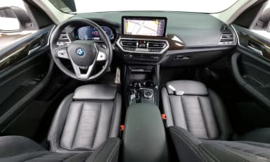 X3 (G01)