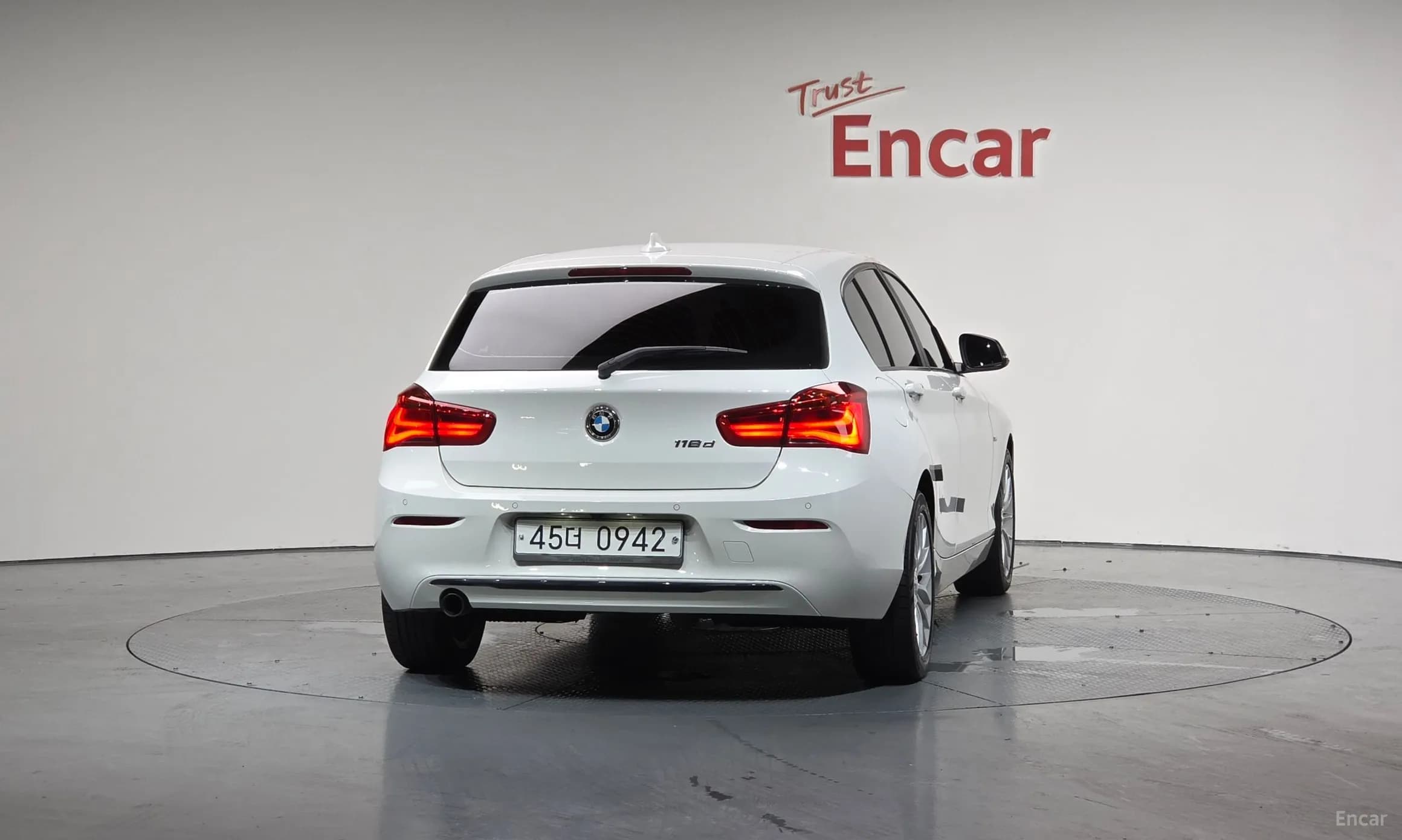 1 Series (F20)