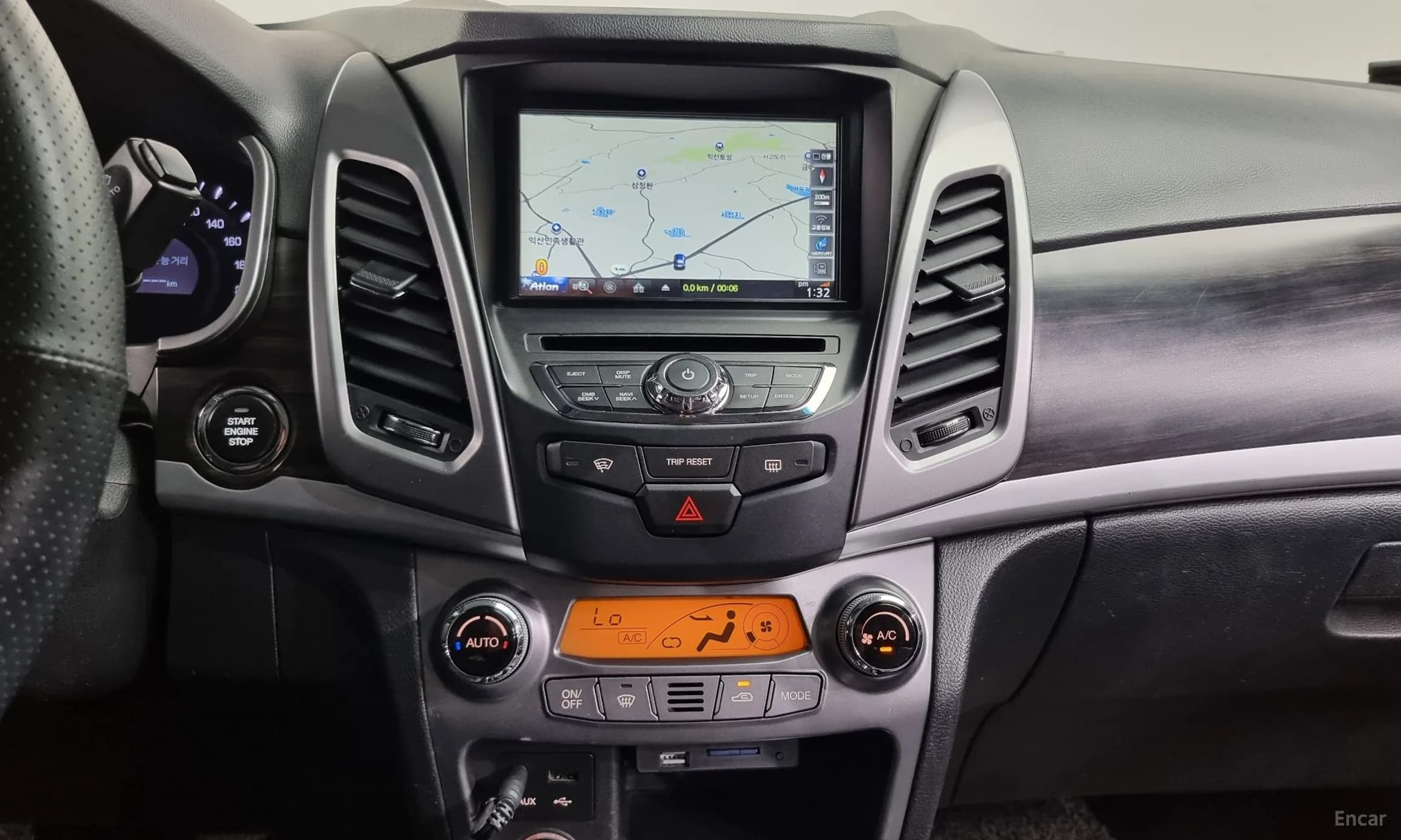 Korando C