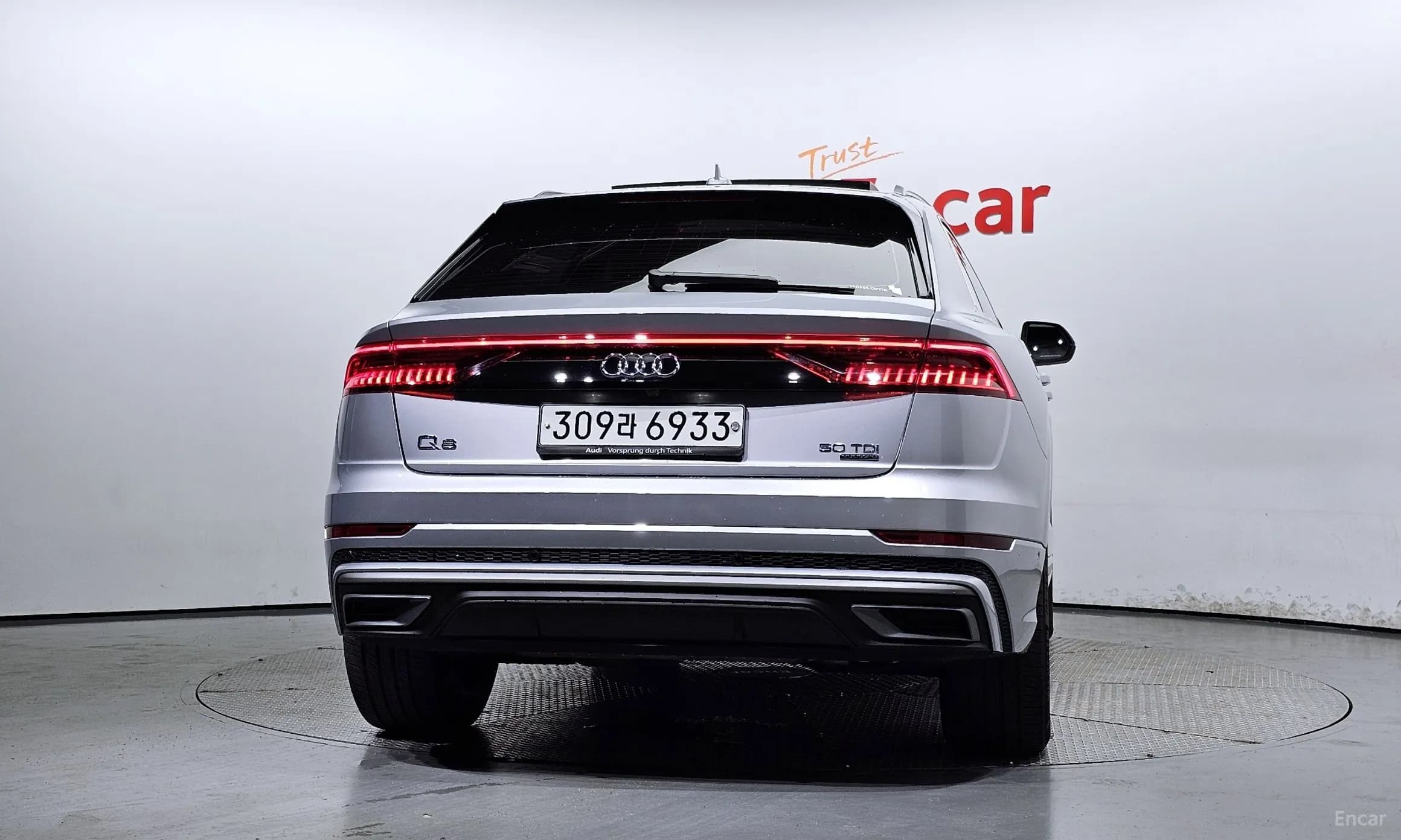 Q8 (4M)