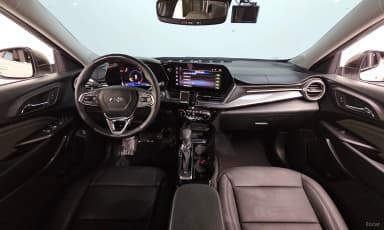 Trax Crossover